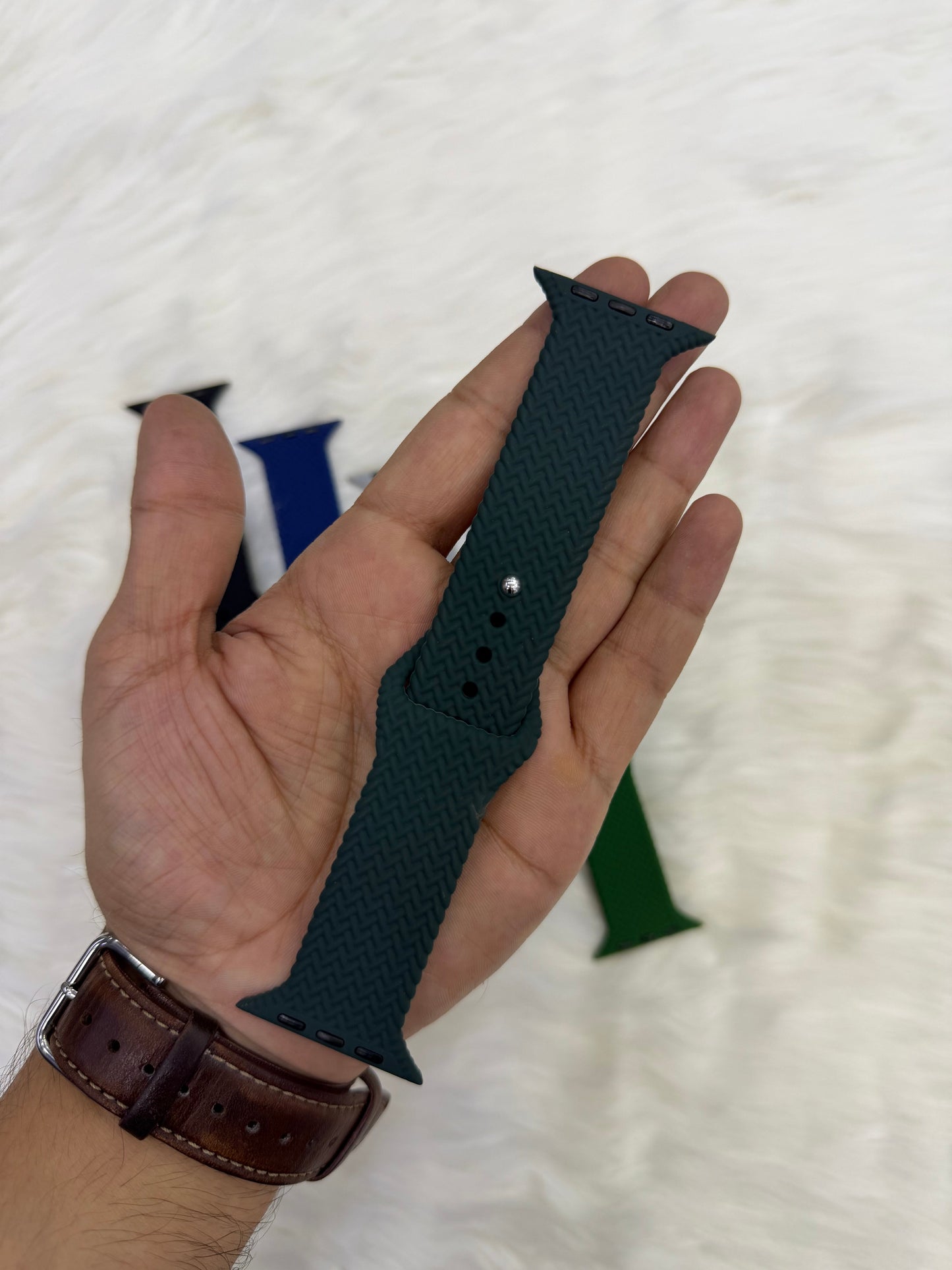 Textured Silicone Strap - 42mm to 49mm
